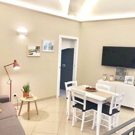 شقة Giader'S House - Free Parking كاتانيا المظهر الخارجي الصورة