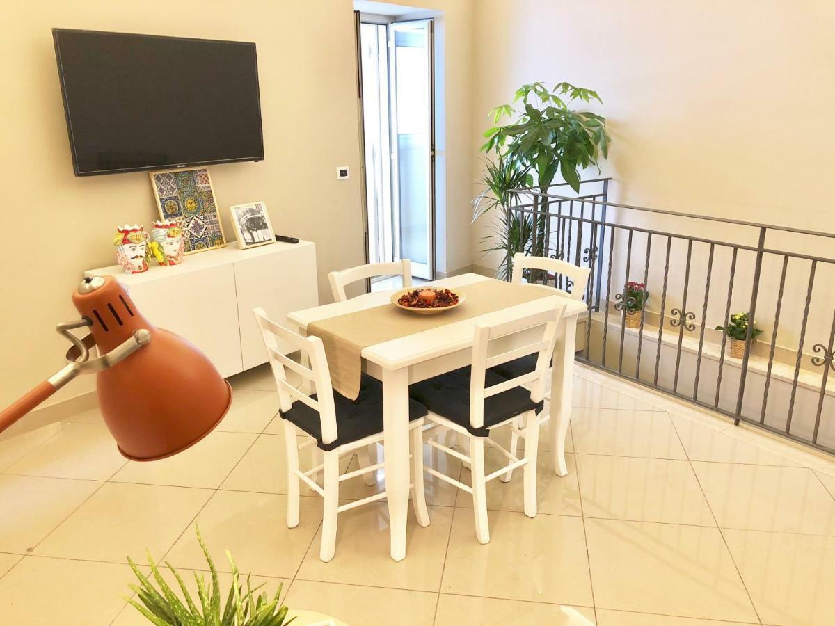 شقة Giader'S House - Free Parking كاتانيا المظهر الخارجي الصورة