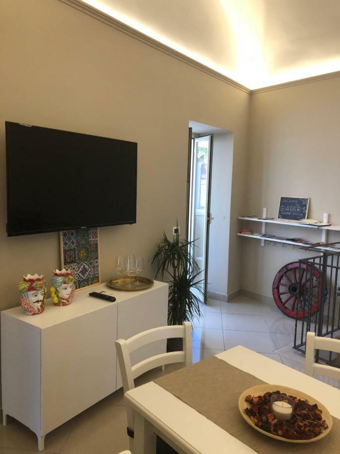 شقة Giader'S House - Free Parking كاتانيا المظهر الخارجي الصورة